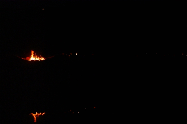Amlwch 2004 (Gorm) burning boat 4.jpg